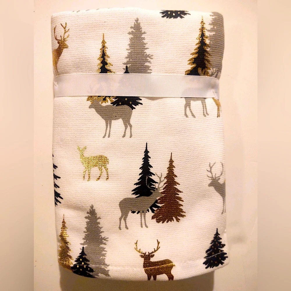🎁ARCTIC HOLIDAY Hand Towels - 2 Pieces